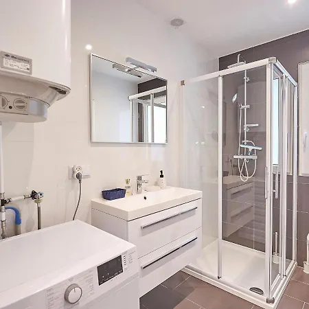 In France With Private Garden 펜션