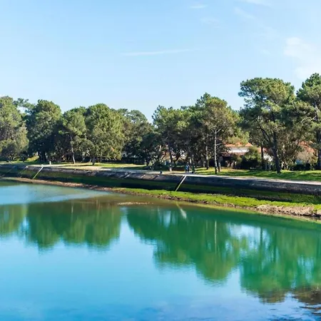 In France With Private Garden 펜션 Mauroux (Lot)